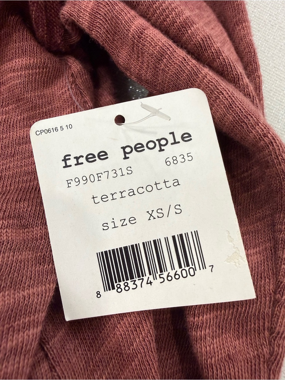 Free People Beach Cocoon Cowl Neck Sweater in Terracotta Size XS/S Womens NWT - Picture 4 of 7